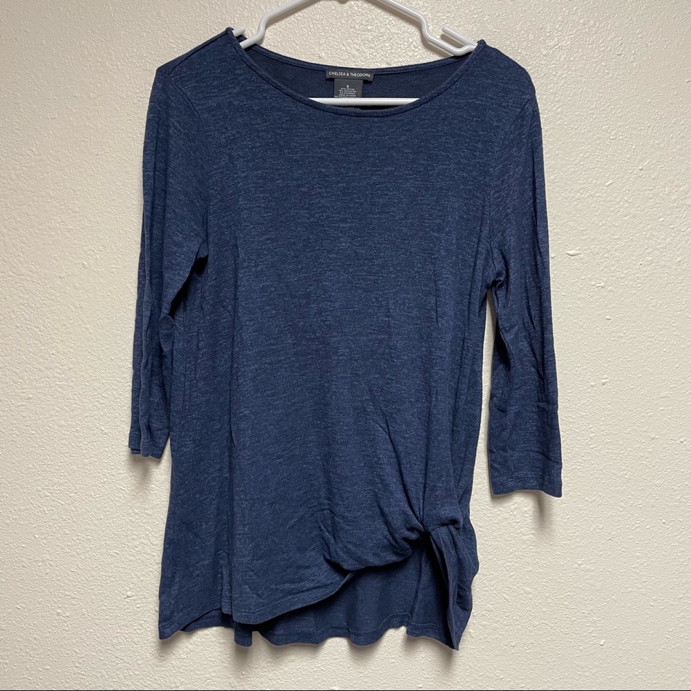 Chelsea & Theodore navy blue long sleeve sweater top